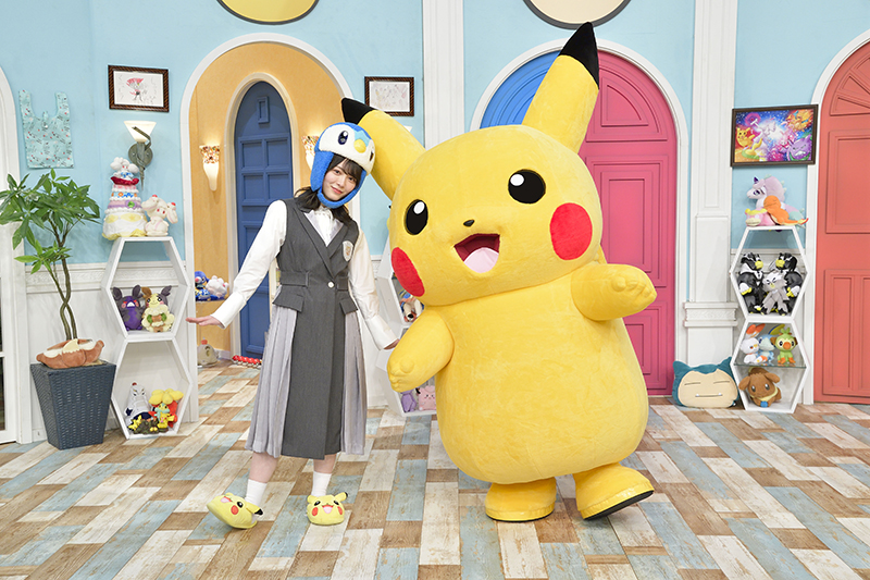 アニポケに登場するヒカリのポッチャマになりきる森田ひかるとピカチュウ