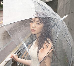 乃木坂46渡辺みり愛、思い出の地“乃木坂”でのエモいSHOT解禁