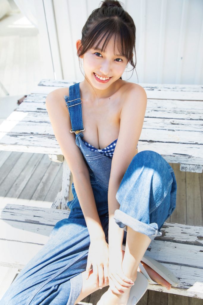 グラビアアイドルや女優として活躍中の志田音々