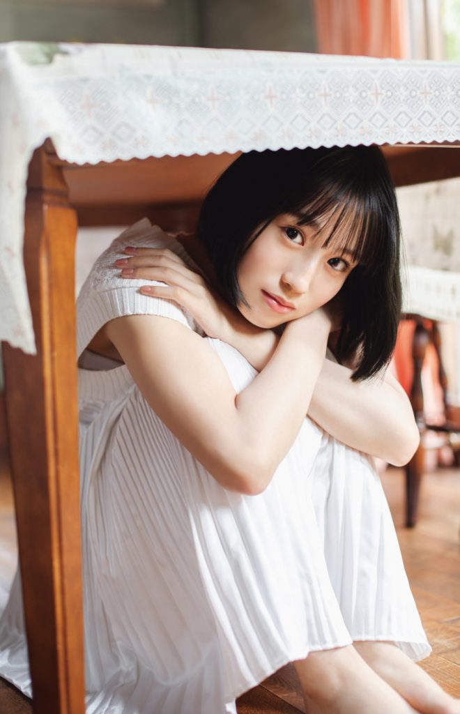 「BUBKA11月号」に登場した乃木坂46・掛橋沙耶香