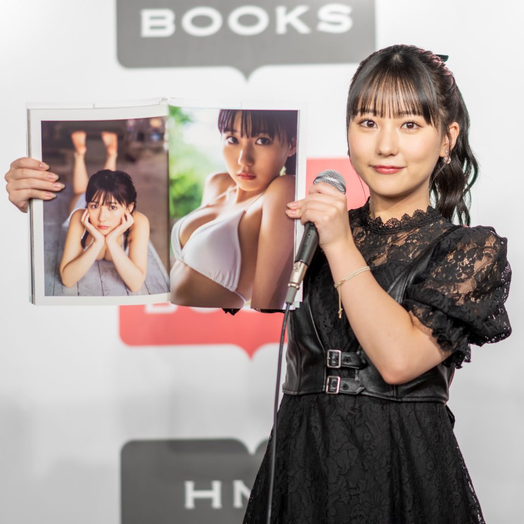 HKT48田中美久ファースト写真集「1/2少女」(双葉社)取材会より