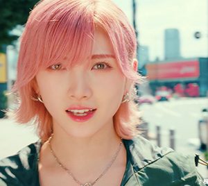 AKB48岡田奈々「灼熱の太陽の下、踊りました！」ニューバランスWEB-CMに登場