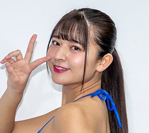 グラビアアイドル徳江かな「頑張って破きました」意外な苦労を告白