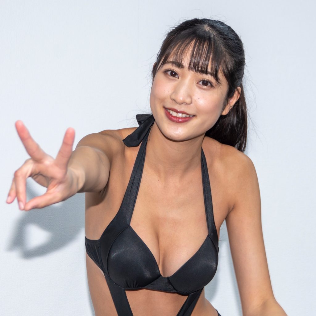 岡本杷奈DVD「ハナとボク」(スパイスビジュアル)取材会より