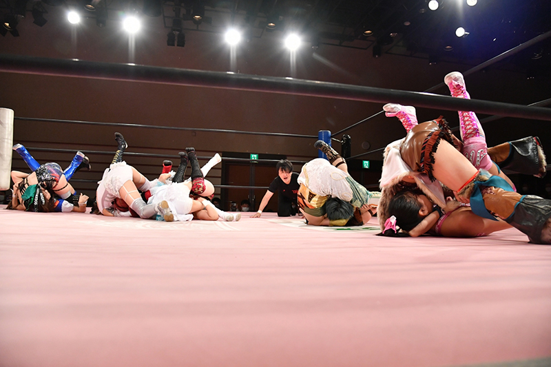 「東京女子プロレス両国KFCホール大会」より