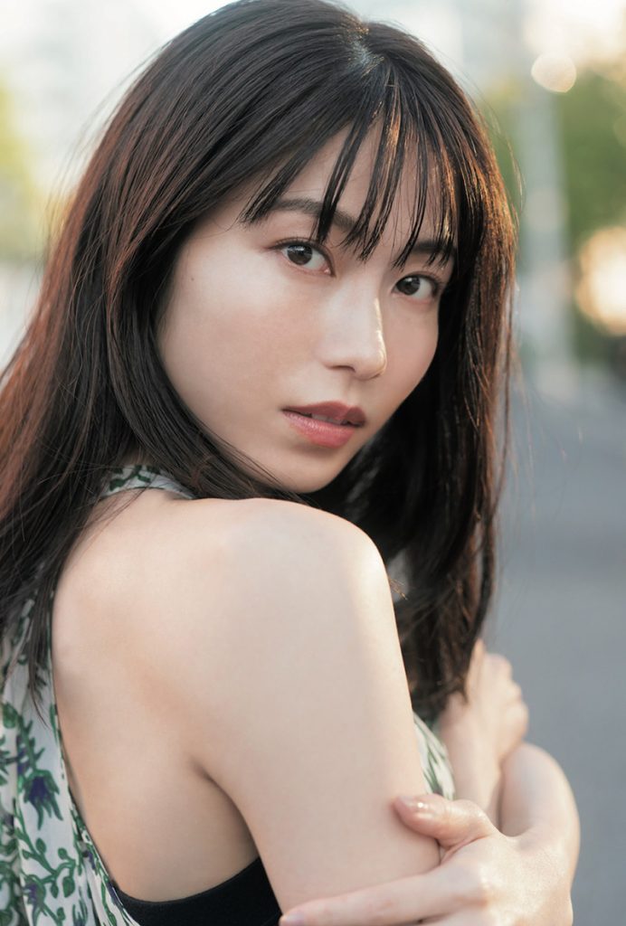 「blt graph.vol.73」セブンネットショッピング購入特典ポストカード横山由依（AKB48）