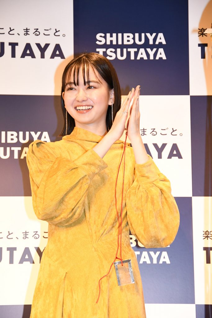 山田杏奈2nd写真集発売イベントより