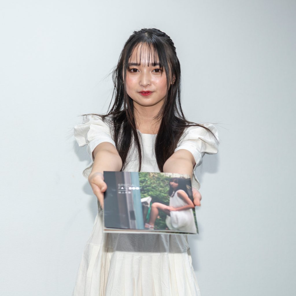 坂上未優「SPECIAL FAN BOOK 坂上未優」(トランスワールドジャパン)取材会より