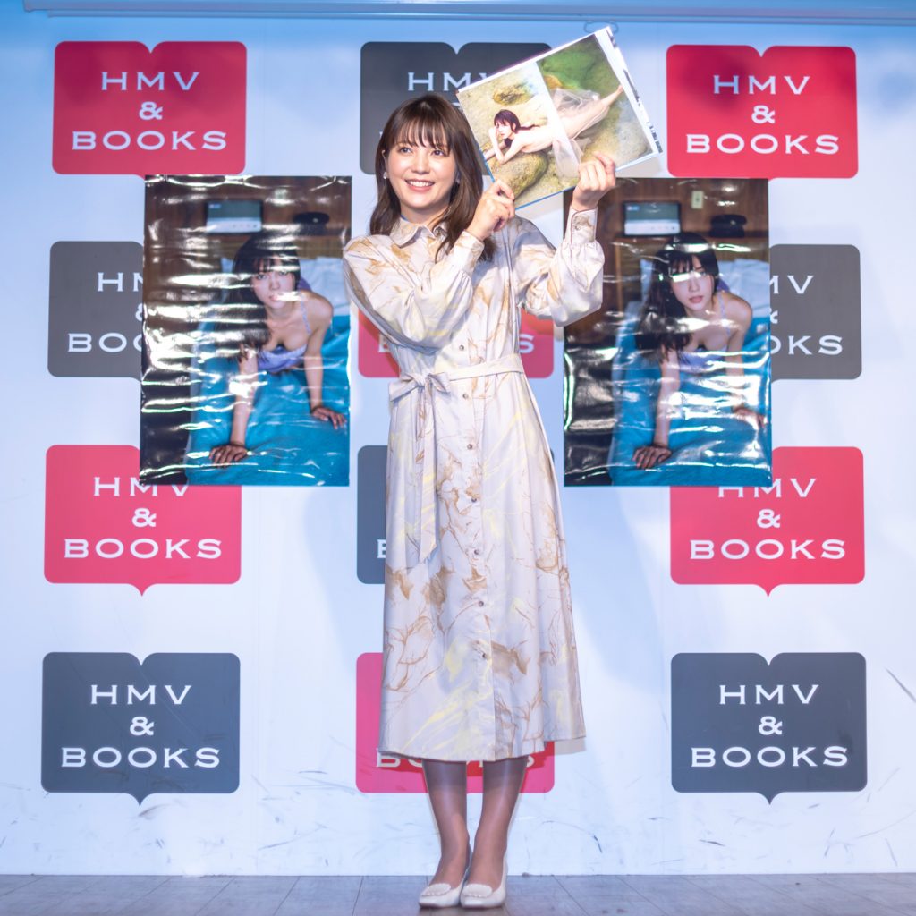 南里美希ファースト写真集「heavenly」(ワニブックス)取材会より