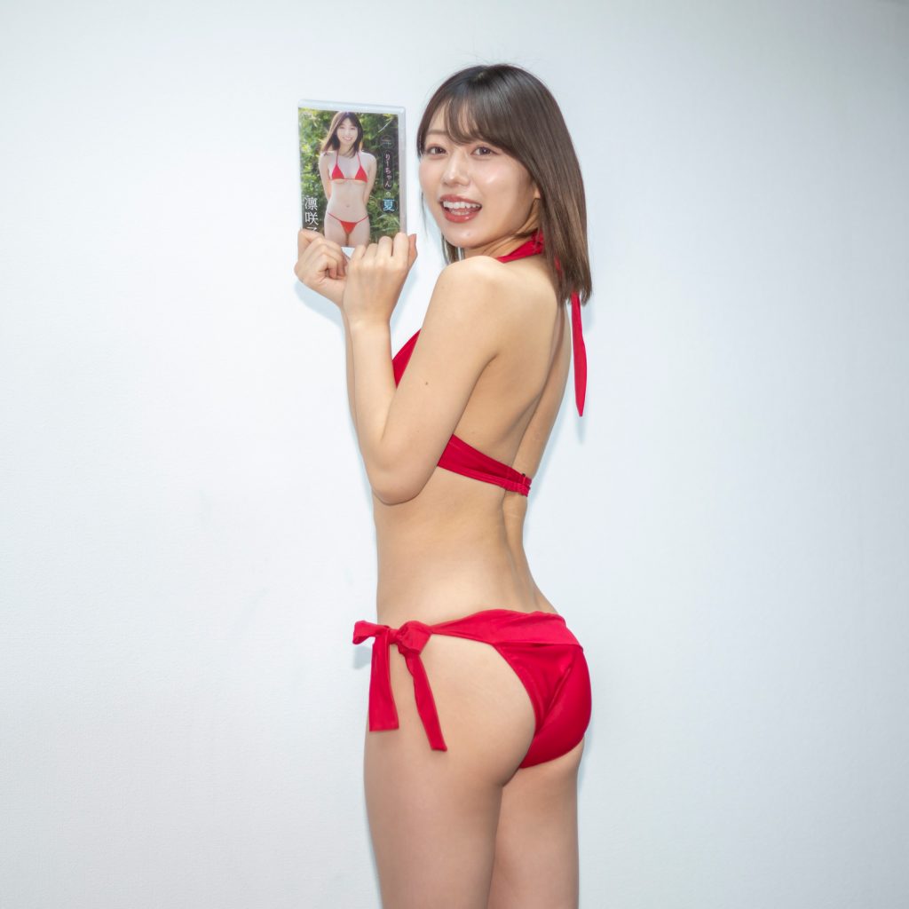 凛咲子DVD「りーちゃんの夏」(竹書房)取材会より