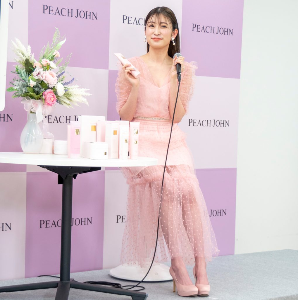 「PEACH JOHN BEAUTY ミューズ」就任記者会見に出席した吉田朱里