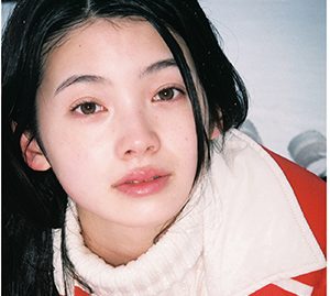 注目の15歳・南琴奈の1st写真集発売！1年間にわたって撮影された成長の記録