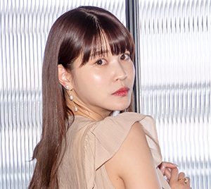 岸明日香“集大成”の写真集発売！お気に入りはバックショット「すごいインパクトあります」