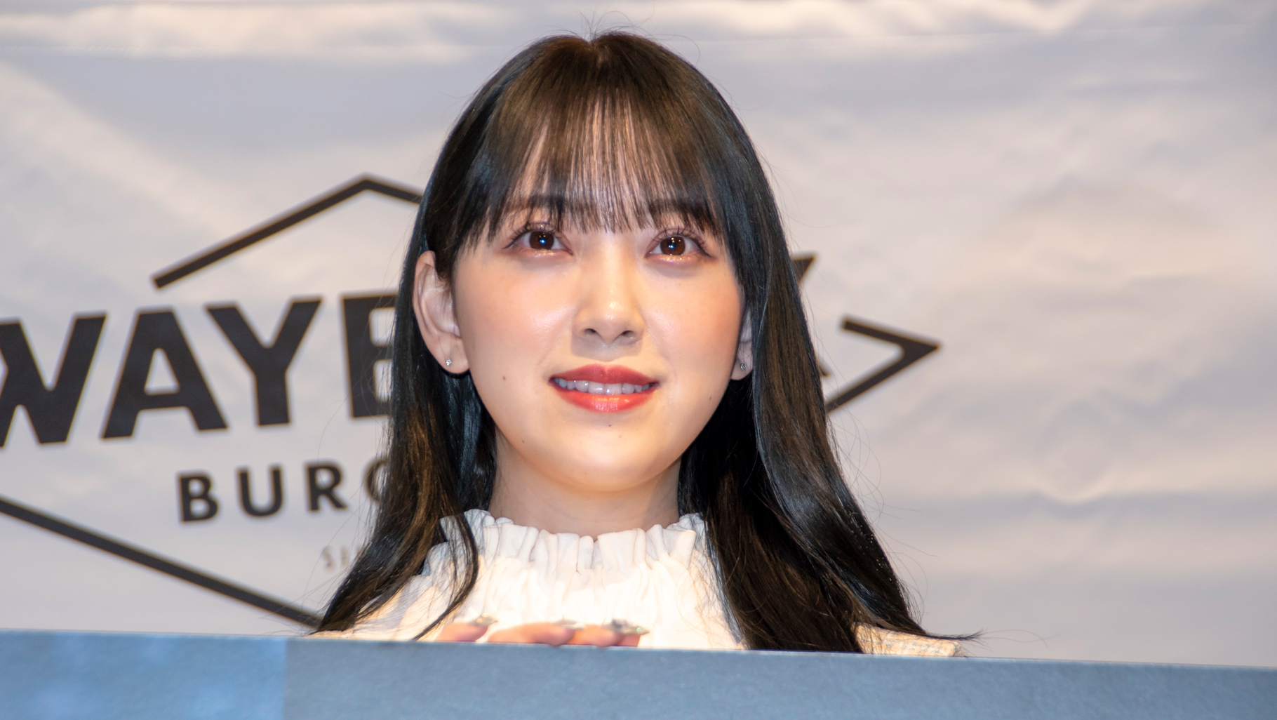 「WAYBACK BURGERS」日本第一号店オープン記念イベントに出席した堀未央奈