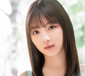 乃木坂46与田祐希、爽やかなペパーミントグリーンのタンクトップ姿を披露