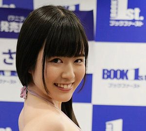 グラビアアイドル東雲うみ、写真集発売イベントにファン殺到！2～3時間待ちの行列も