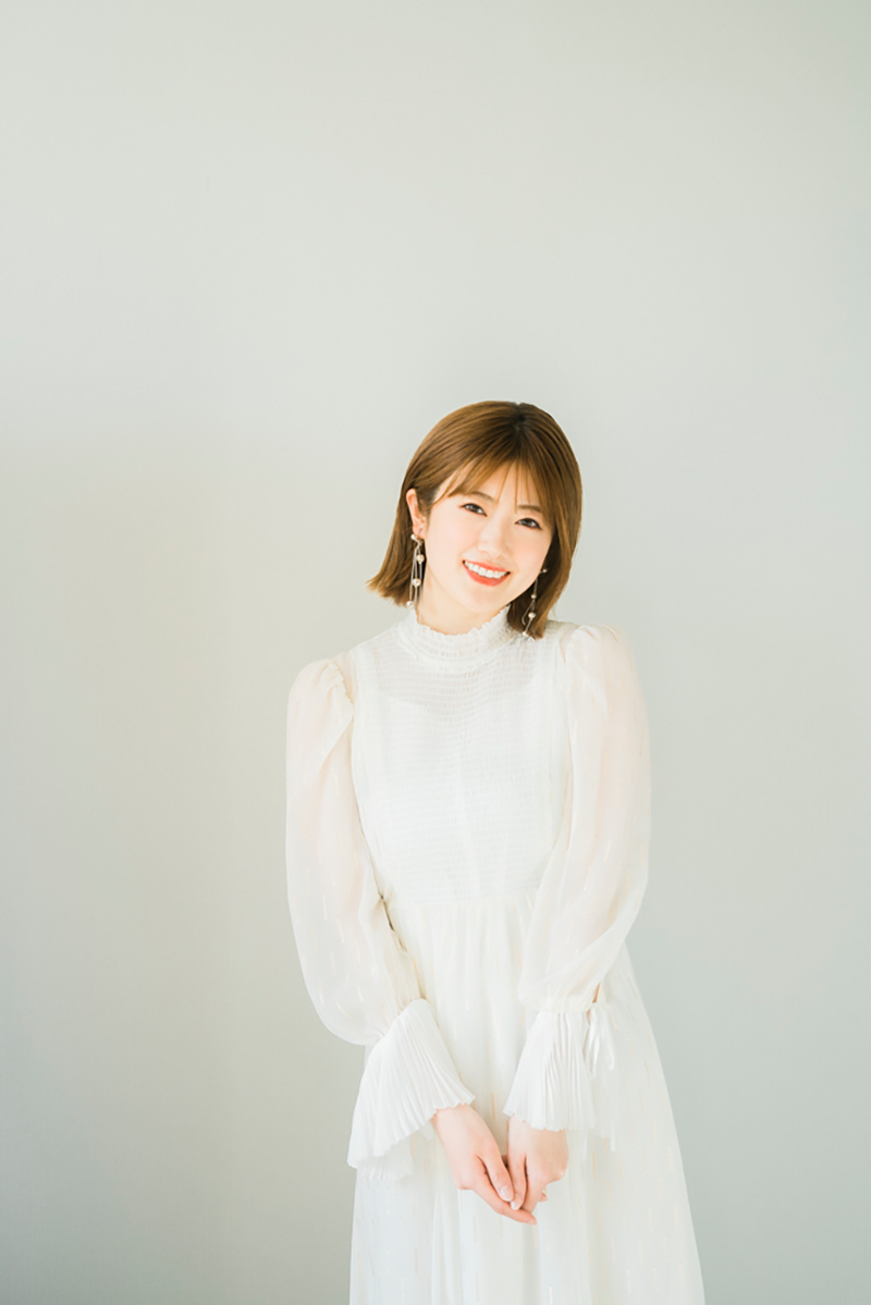 乃木坂46樋口日奈1st写真集「恋人のように」(光文社)オンライン取材会より