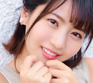 “ネクスト・ブレイク賞”佐々木萌香、あざとい表情＆仕草で魅了