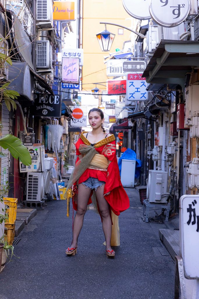 ぱんちゃん璃奈1st写真集『虹色ぱんちゃん』より