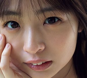 女優・西葉瑞希、はじける笑顔で魅了する癒やしのグラビア披露