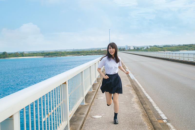 乃木坂46賀喜遥香1st写真集「まっさら」(新潮社刊)