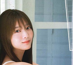 櫻坂46田村保乃、大人キュートなグラビアショット