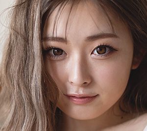 “ゆうちゃみ”こと古川優奈1st写真集発売決定！身長175cmの圧巻のスタイルを披露