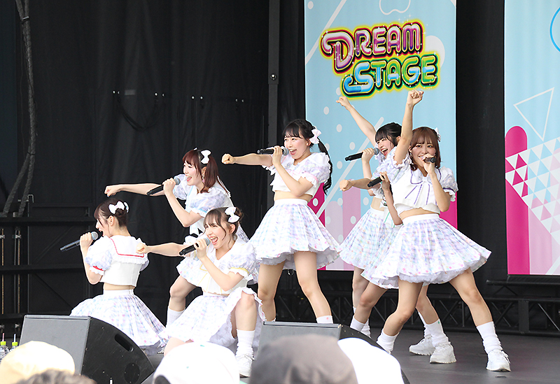 「TOKYO IDOL FESTIVAL 2022」DREAM STAGEに出演したFRUITS ZIPPER