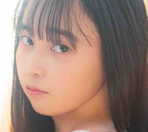 グラビアアイドル坂上未優、フェチ感を表現するグラビア披露