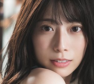 日向坂46東村芽依、初ランジェリーカット解禁！大人な表情のめいめいにドキッ