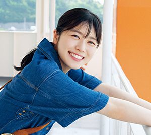 日向坂46丹生明里、水着撮影の裏側を明かす「ありのままに楽しむことができた」