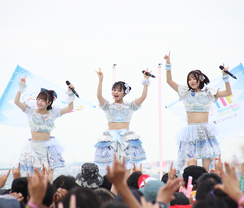 「TOKYO IDOL FESTIVAL 2022」SKY STAGEに出演した＃ババババンビ