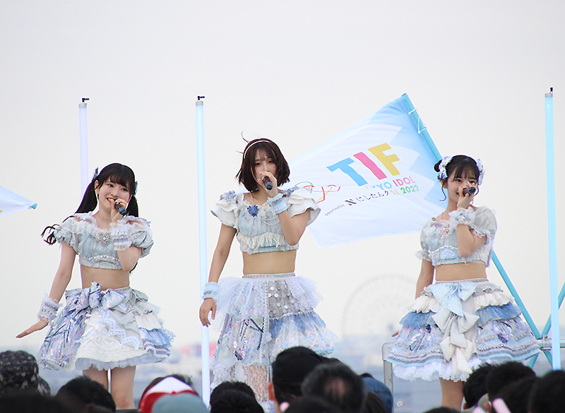 「TOKYO IDOL FESTIVAL 2022」SKY STAGEに出演した＃ババババンビ