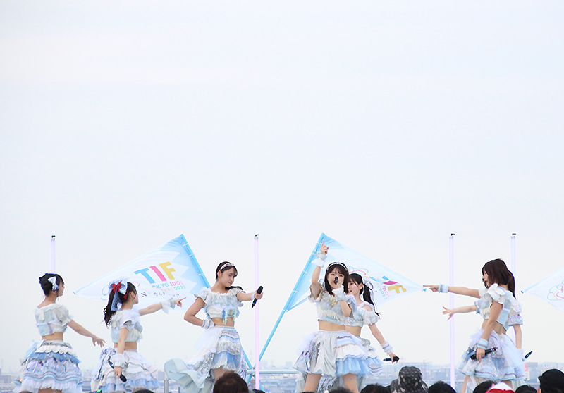 「TOKYO IDOL FESTIVAL 2022」SKY STAGEに出演した＃ババババンビ