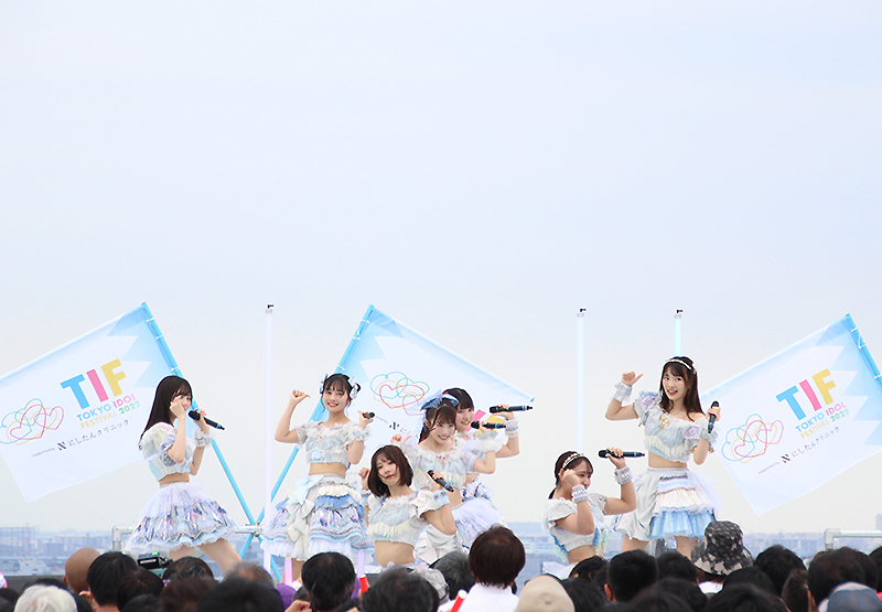 「TOKYO IDOL FESTIVAL 2022」SKY STAGEに出演した＃ババババンビ