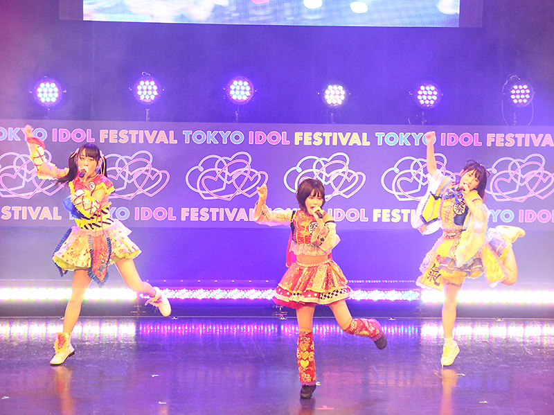 FES☆TIVEが「TOKYO IDOL FESTIVAL 2022」最終日のHOT STAGEにトップバッターとして登場