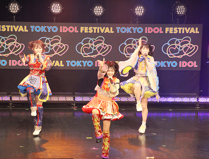 FES☆TIVEが「TOKYO IDOL FESTIVAL 2022」最終日のHOT STAGEにトップバッターとして登場