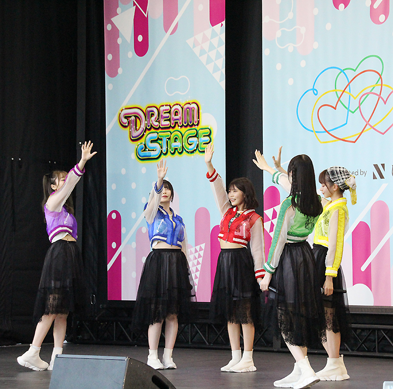 まねきケチャが「TOKYO IDOL FESTIVAL」DREAM STAGEでパフォーマンス