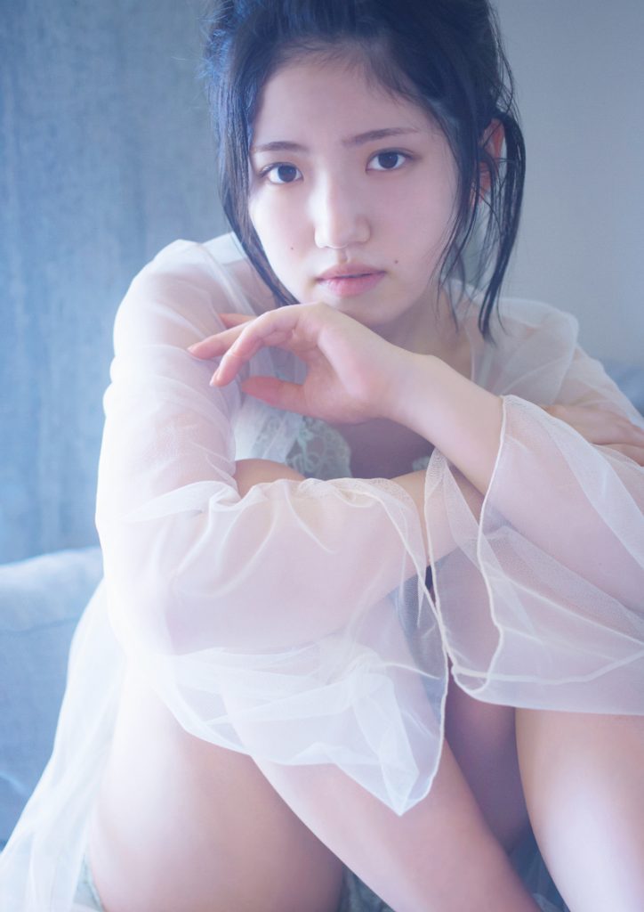 村山彩希1st写真集「普通が好き」(宝島社)より