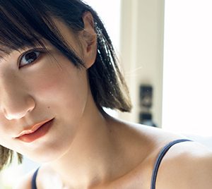 イコラブ野口衣織「週プレ」表紙に登場！センターグラビアにはメンバー全員登場