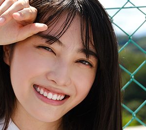 注目の美少女・福田ルミカ、1st写真集発売決定…自宅でのすっぴん寝起き姿や赤ランジェリー姿も