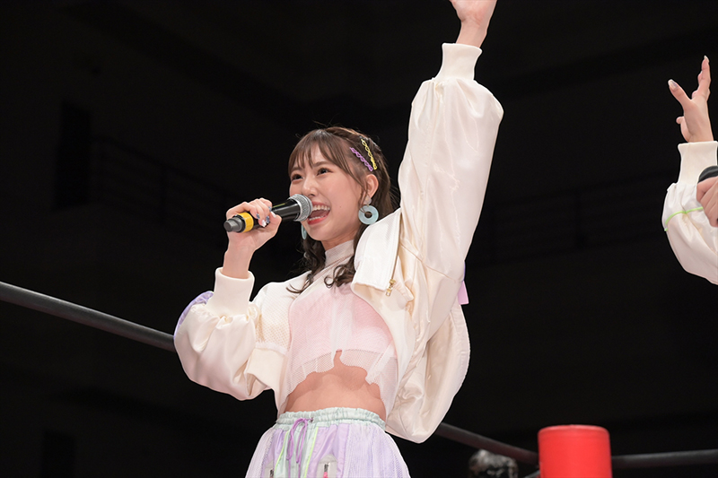 「東京女子プロレス」試合前に行われたSKE48ミニライブ