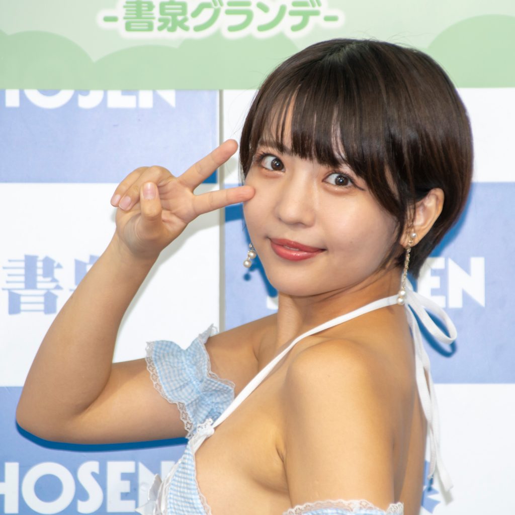 レースクイーンとしても大人気のグラビアアイドル佐々木萌香