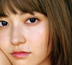 櫻井音乃1st写真集のタイトルが決定！真っ赤なビキニがまぶしい新カットも解禁