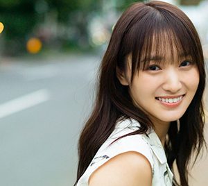 櫻坂46菅井友香“卒業写真集”より秋元康氏帯コメ到着