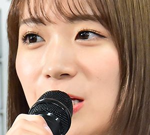 乃木坂46秋元真夏「ちま ありがとう」卒業する“同期”樋口日奈らとのオフショットに反響