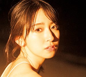 日向坂46金村美玖「特に印象的なカット」真っ暗なビーチでの撮影を振り返る