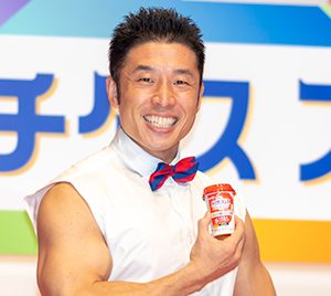 なかやまきんに君、今年の漢字は“力”…『ヤー！パワー！』が新語・流行語大賞にノミネート