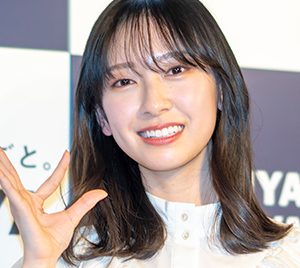 日向坂46金村美玖が報告…母はうれし涙、潮紗理菜は大絶賛！1st写真集「羅針盤」発売