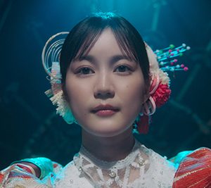 生田絵梨花、ド派手な世界観に登場「豪華負けしないように堂々とステージに立つことを意識」